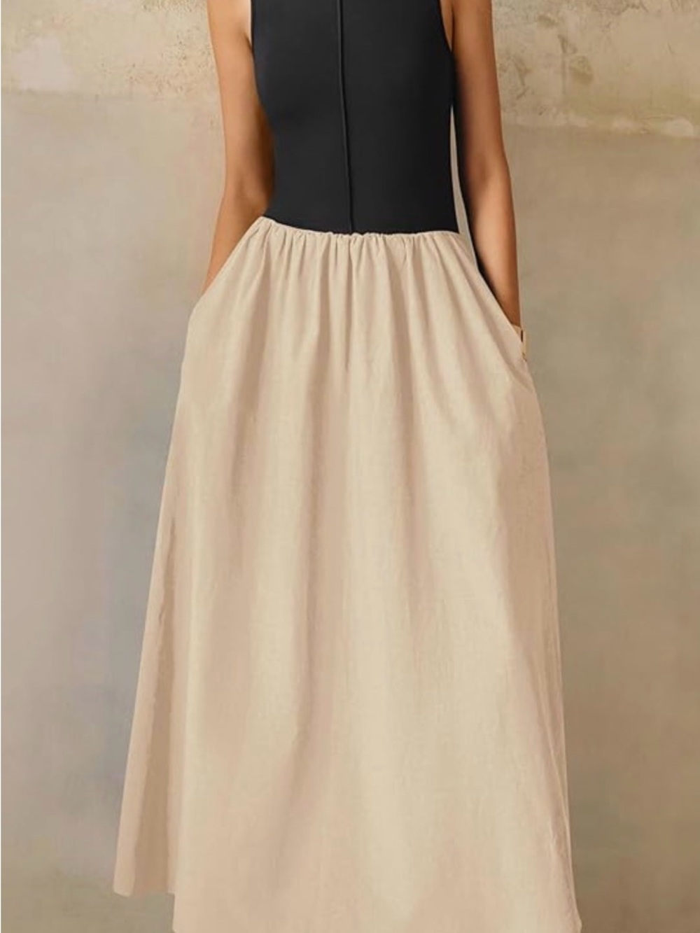 Elegant Cream Maxi Skirt with Side Pockets - Picture 2 of 2